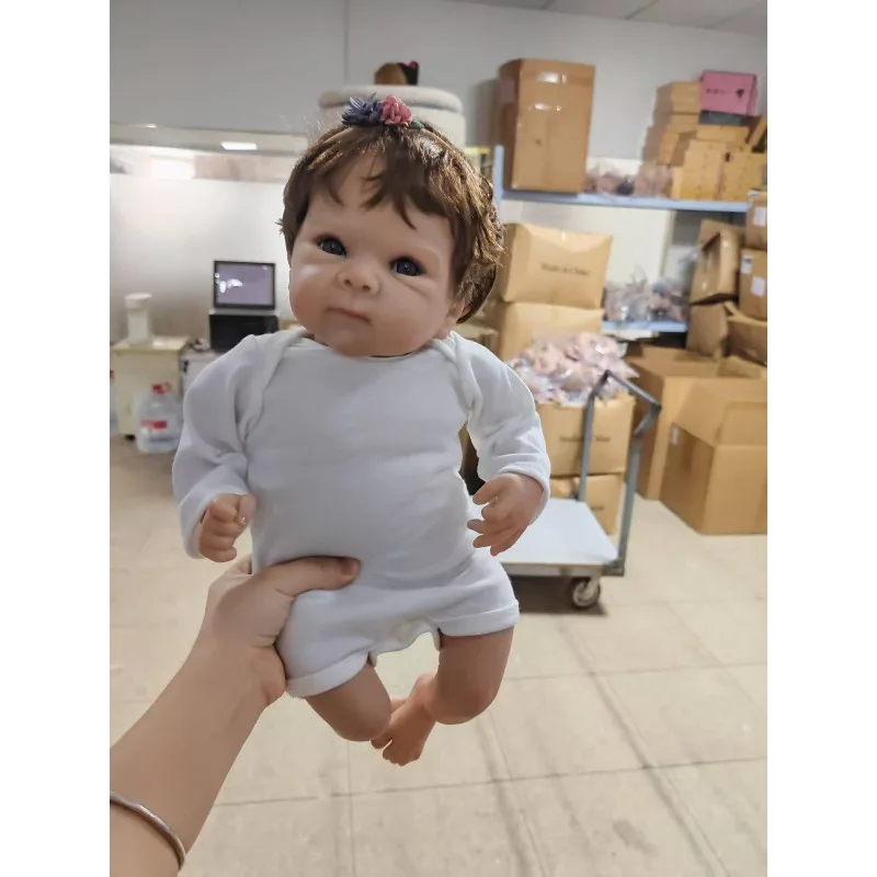 Lalka Reborn Baby Bettie, 45 cm, miękki bawełniany korpus, włosy 3D, ręcznie przysadzone.