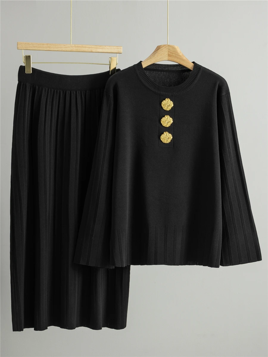 

Slim Fit Knitted round Neck Top And Long Skirt Set Women's Fashion Elegant Style Euro Style Small Fragrance Wind Golden Buckle