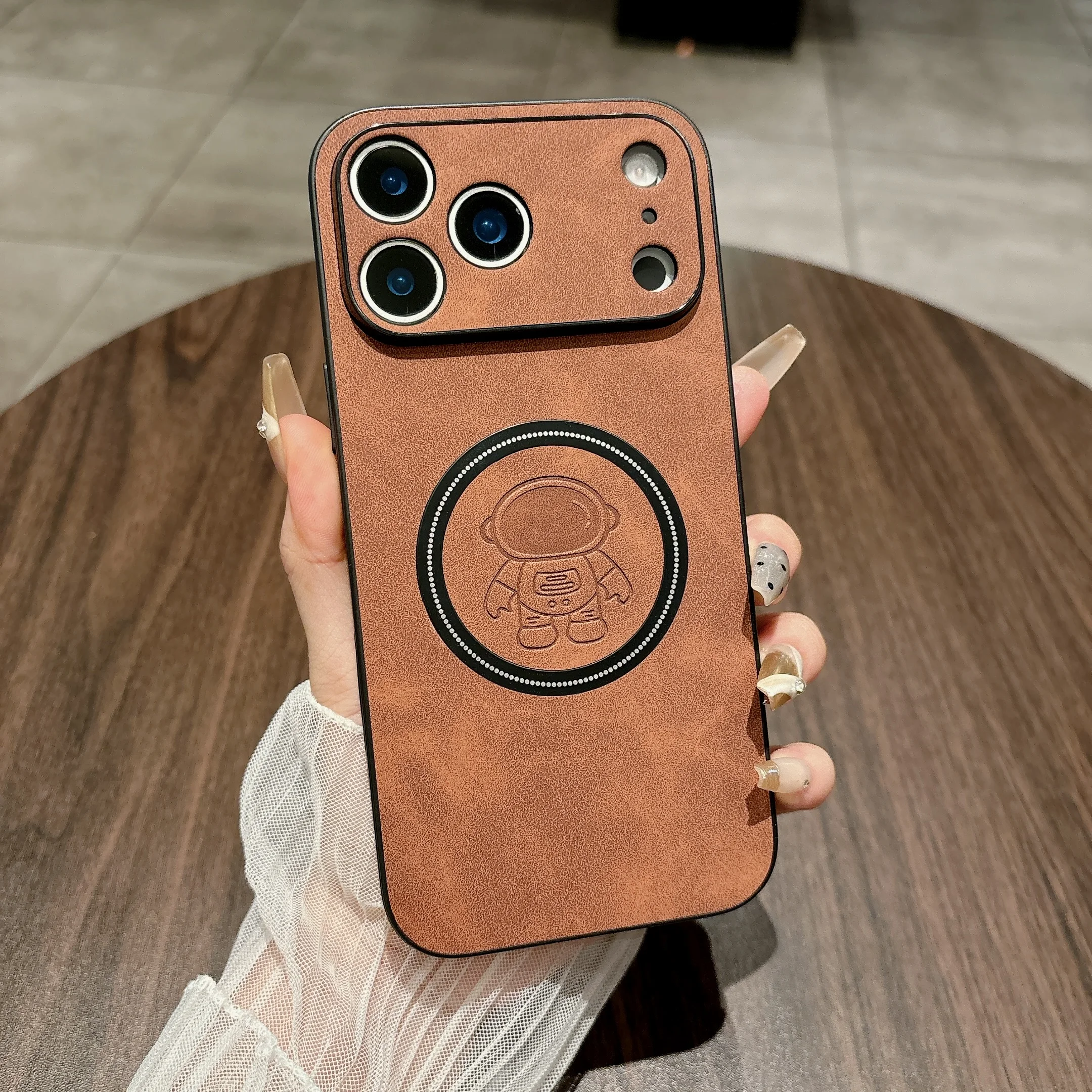 Astronaut Für Magesafe Magnetische Leder Wireless Charge telefon fall für iphone 17 16 15 14 plus 13 12 11 pro max air abdeckung funda