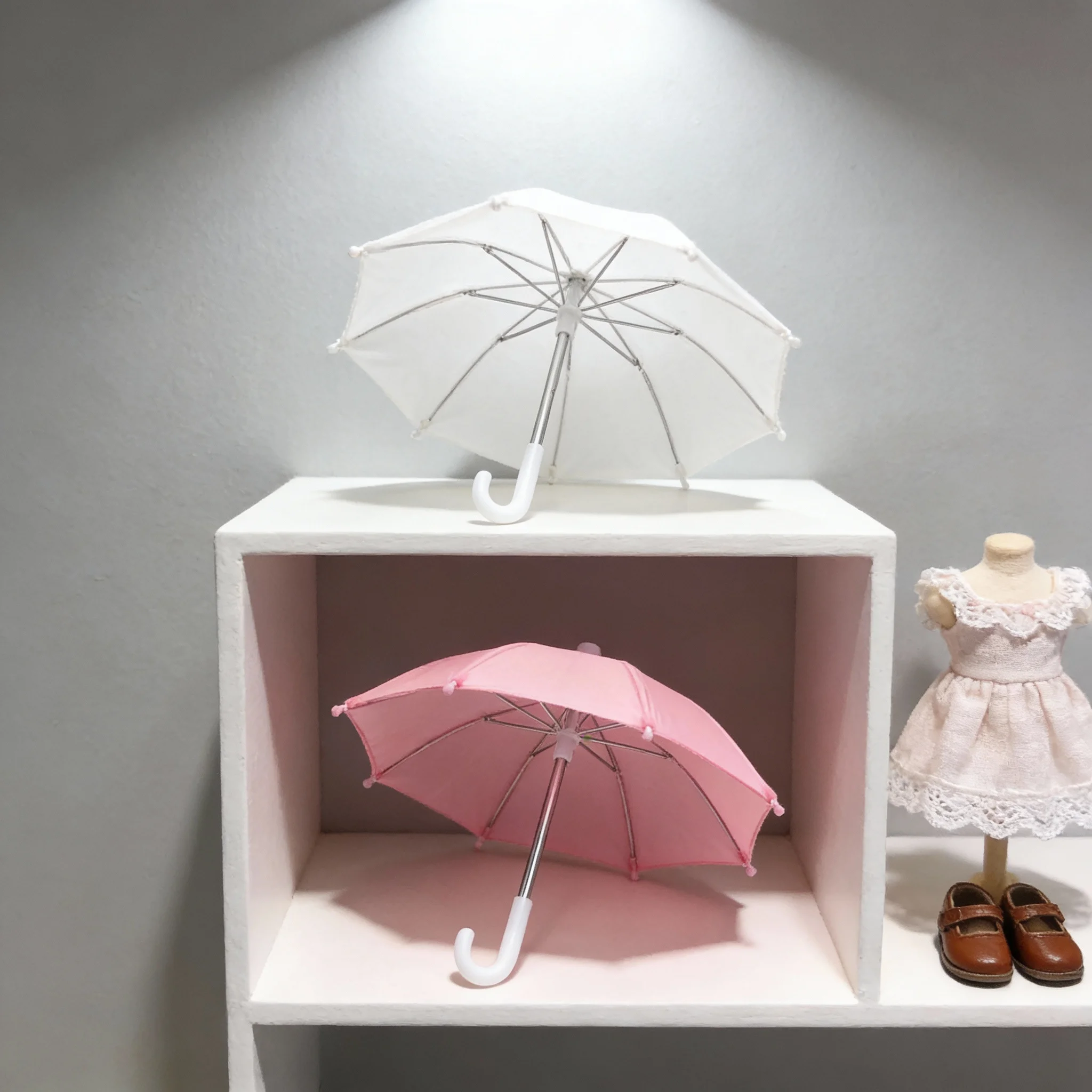 

2 шт. миниатюрный декор для кукольного домика, пара зонтов, мини-зонтик, шикарные аксессуары для кукольного домика, детские ролевые игры, крошечный реквизит для зонта