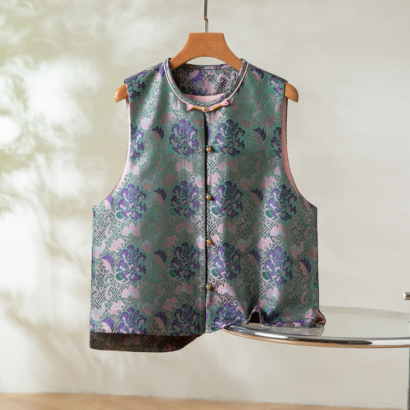 

Silk Sown Jin round Ne Women's Vest Traditional Chinese Sle Commute Faion Single Button Closure Floral Pattern