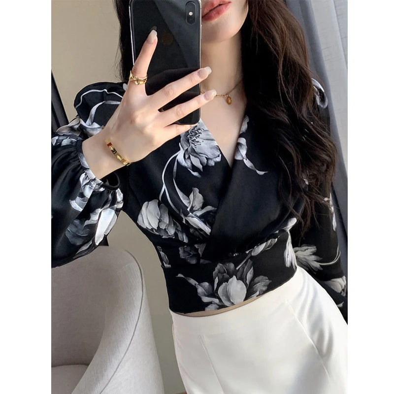 Temperament V Neck Printing Slim Shirt Tops Long Sleeve Pleated Elegant Short Blouse Fashion Vintage Women Clothing Spring New