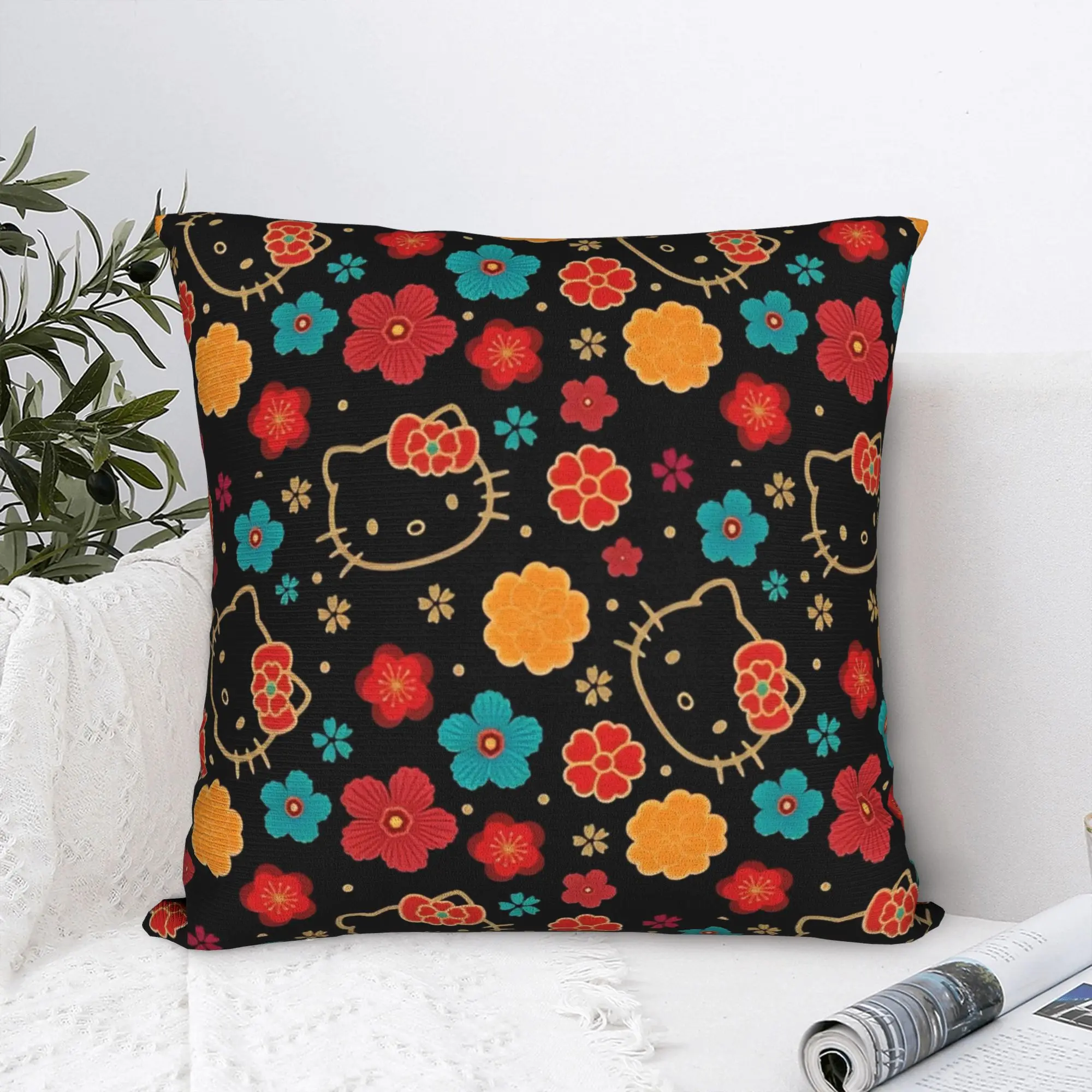 Hello Kitty Black T…