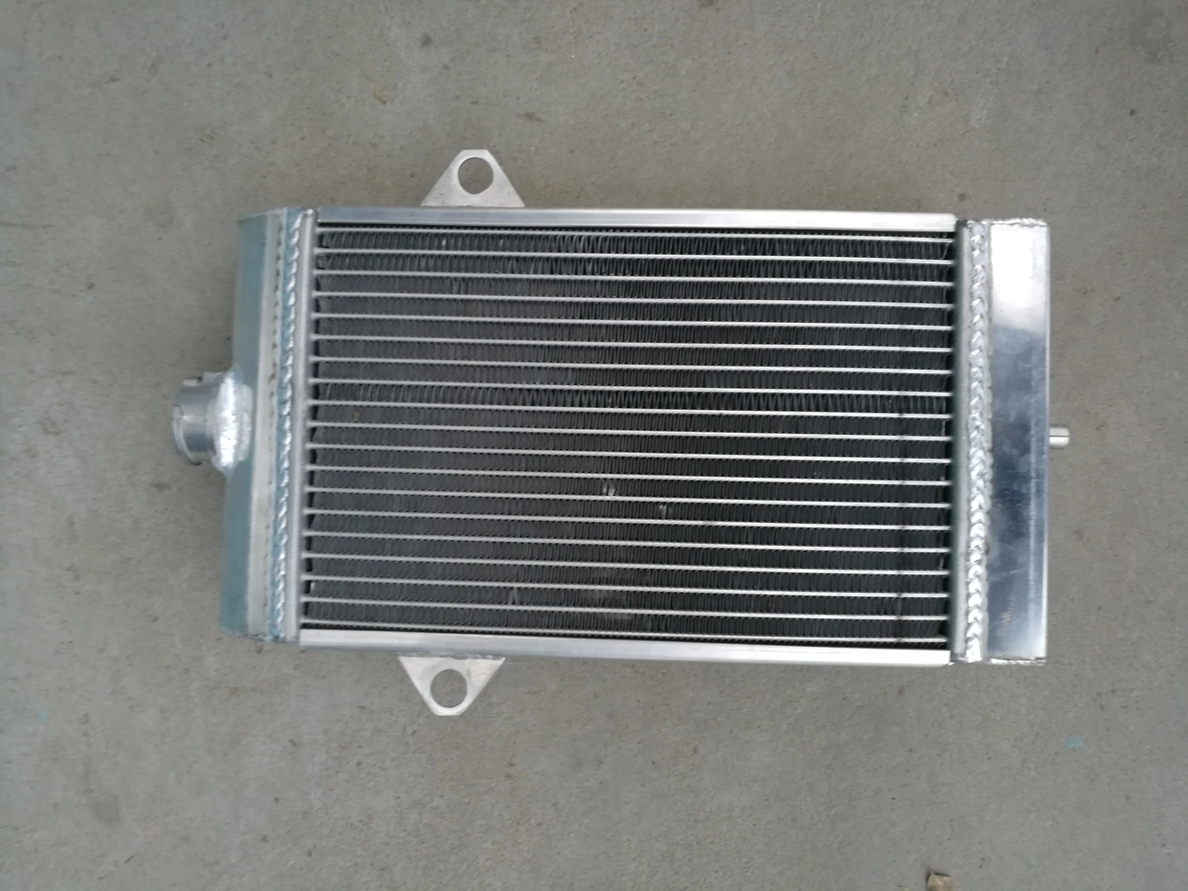 

Aluminum Radiator For 2006-2012 Yamaha Raptor 700 700R YFM700 YFM700R 2007 2008 2009 2010 2011