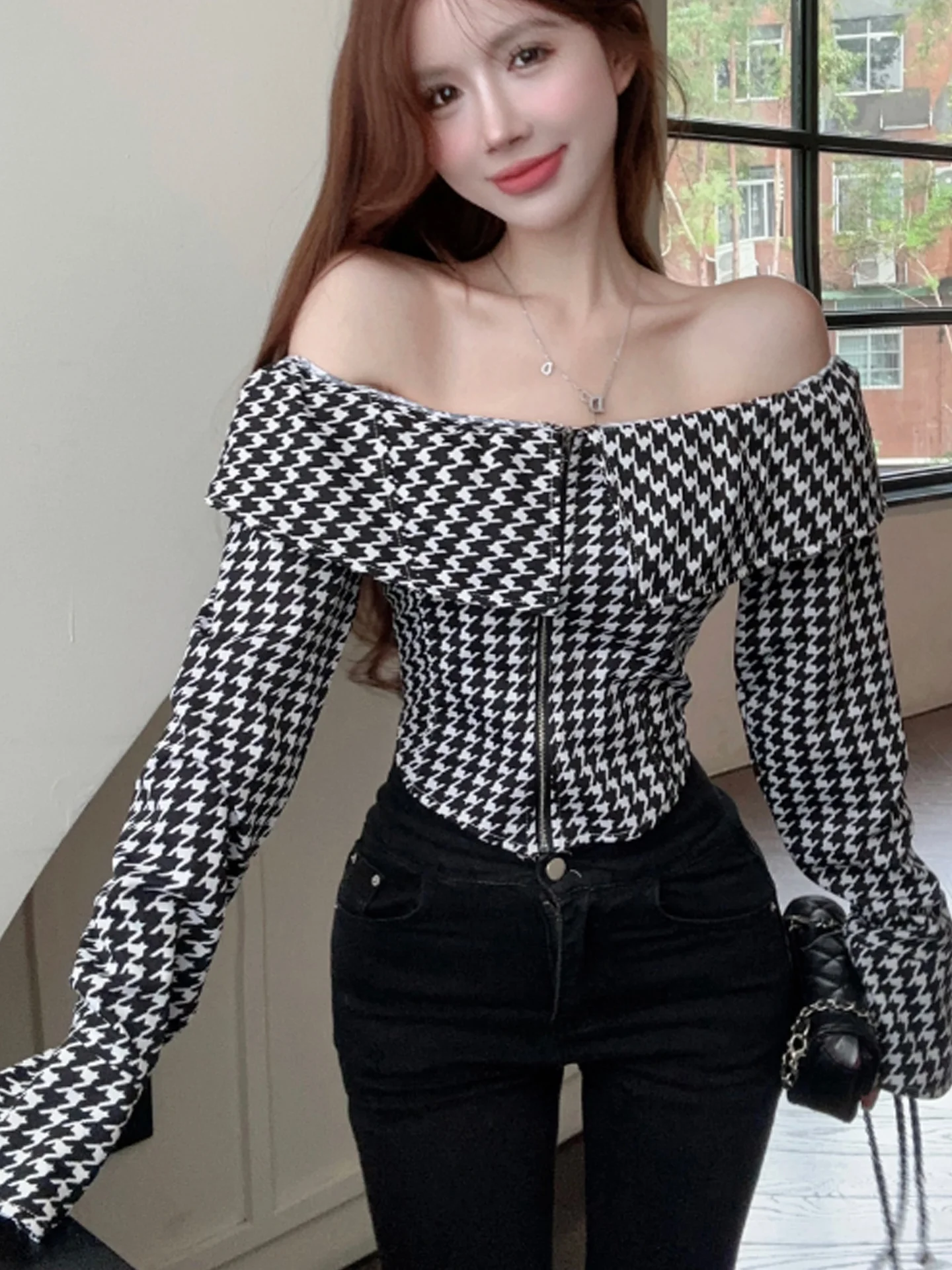 

oulder Bared Long Sve Women's irt Spring New Sle Sweet And Spicy Slimming Plaid T-irt Korean Sle Commute Faion