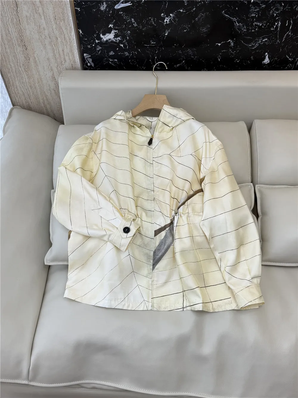 100% Silk Printed Twill Long-Sleeve Zip-Up Hooded Jacket