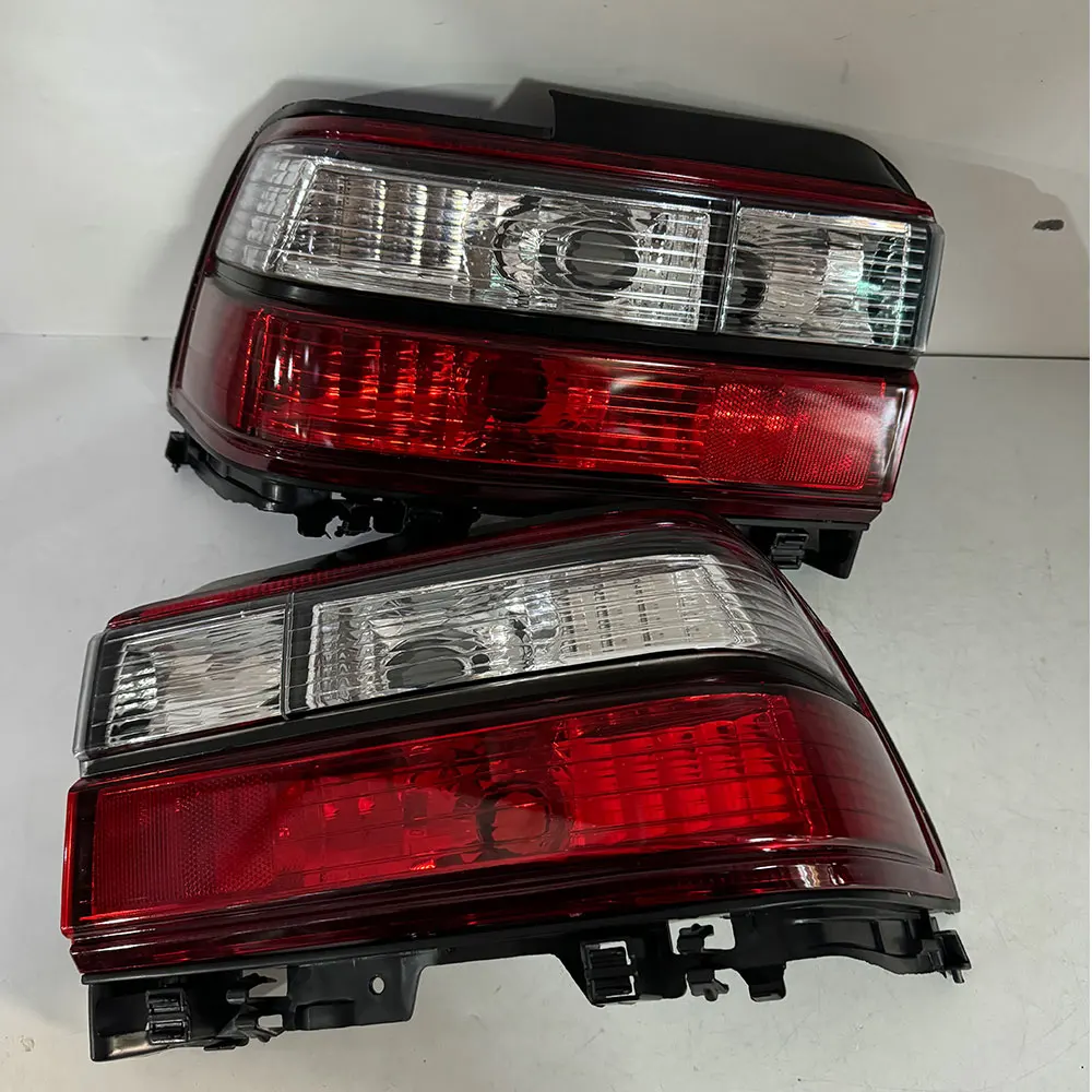 A Pair Car Tail Light Rear Brake Lamp For Toyota Corolla AE100 1992 1993 1994 1995  Driving Indicator Lamp