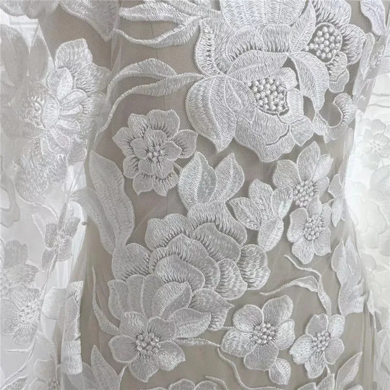 Latest  Off White Big Flower Mesh Embroidery Lace Fabric Wedding Gown French Lace Face 1 Yard Width 130cm