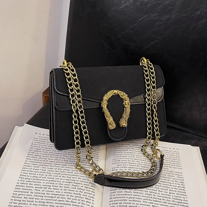 

Осень/Зима 2025 Новинка! Женская высококачественная матовая сумка-мессенджер в стиле ретро с квадратной цепочкой - хит продаж