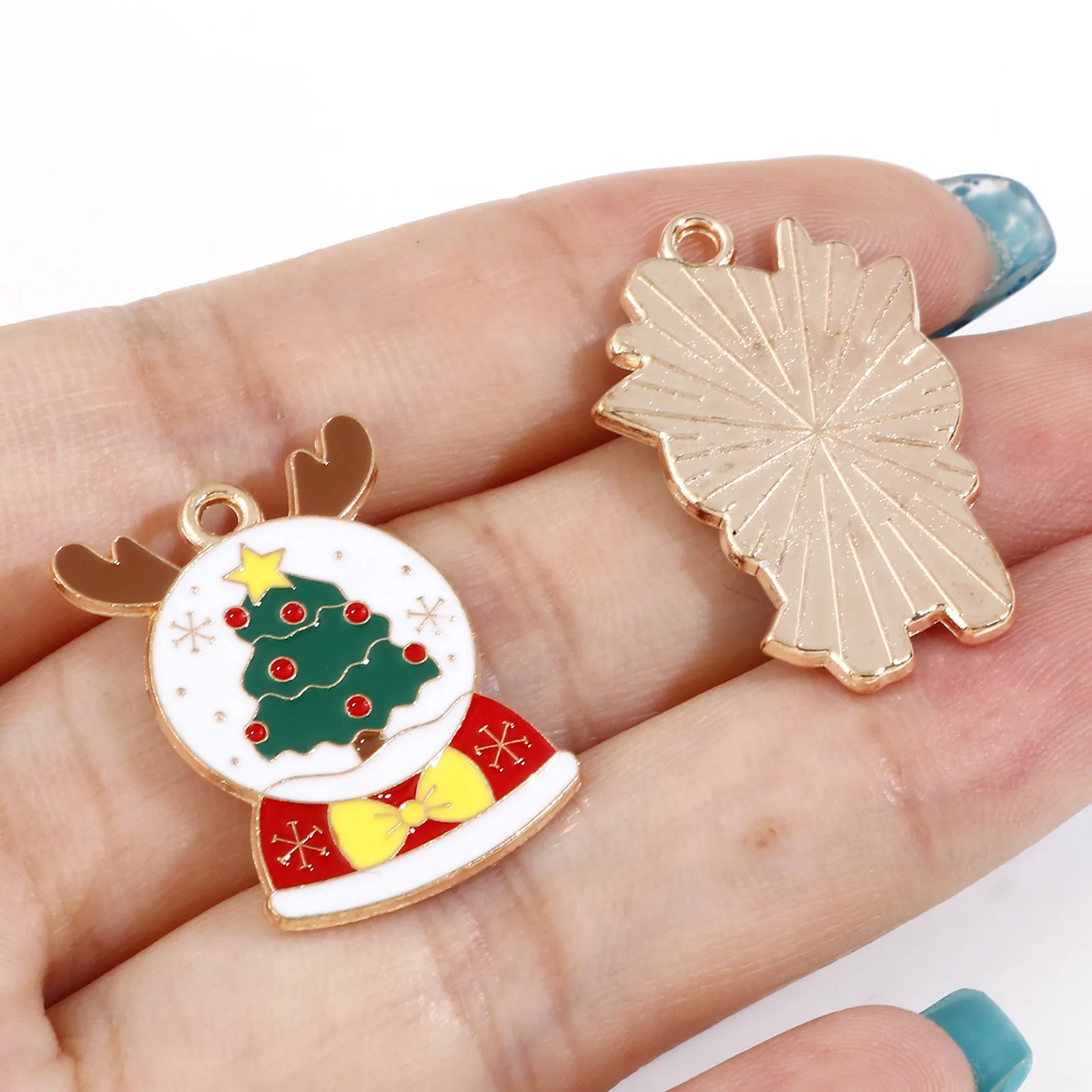 10pcs New Christmas Charms Cartoon Tree Santa Snow Deer Multicolor Enamel Metal Pendants DIY Necklace Bracelets Jewelry Gifts