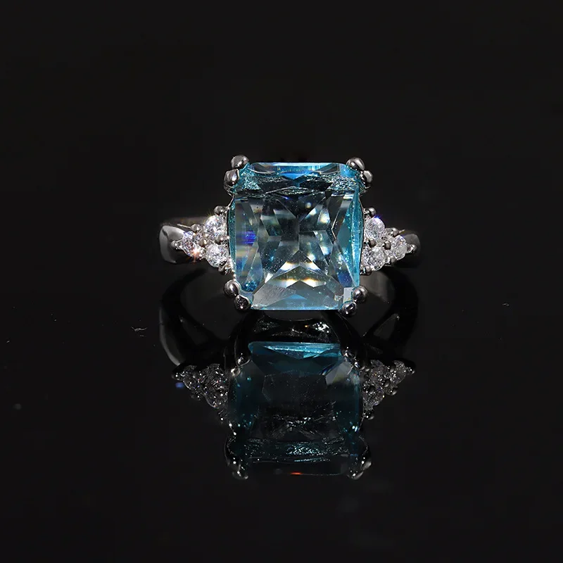 18k Luxury Silver Women's Noble Blue Cubic Zirconia Ring Elegant Women's Ring Fashion Jewelry Party Wedding Jewelry Gift