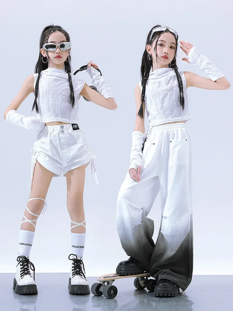 Abbigliamento Hip Hop per bambini Felpa con cappuccio bianca effetto consumato Canotta con frange Pantaloni larghi casual sfumati Pantaloncini per abiti da ballo jazz per ragazza