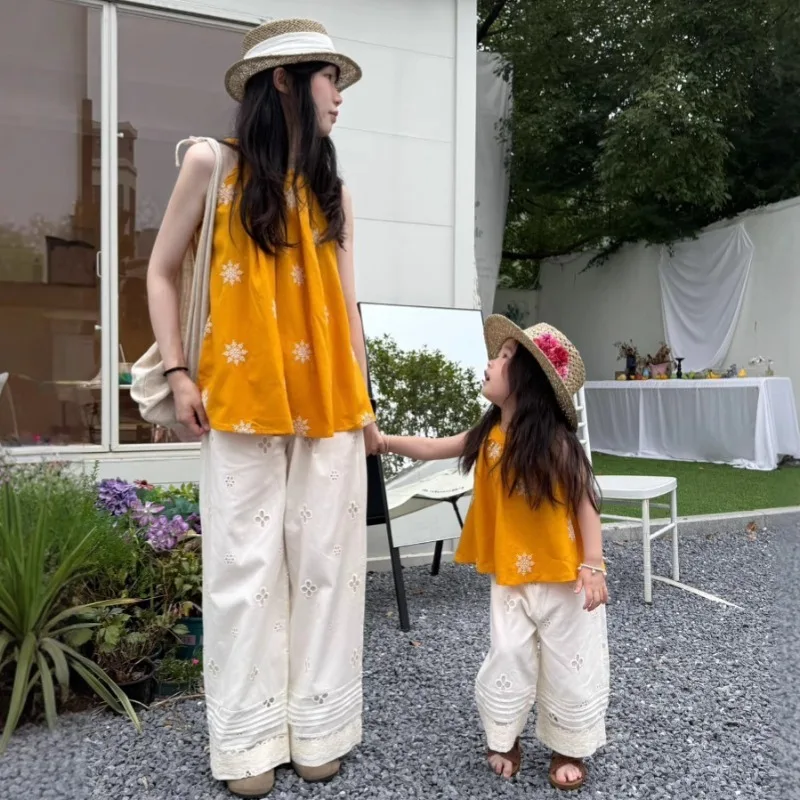 

2026 Summer Mommy And Me Outfit Bohemian Embroidery Cami Top Lace Wide Leg Pants Family Matching Set for 90-150cm