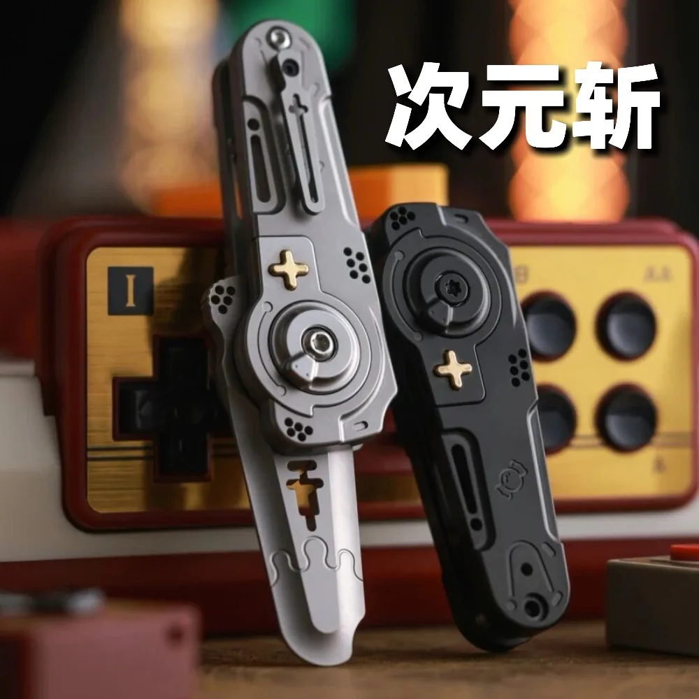 

Металлическая складная игрушка-антистресс Sugar EDC Dimensional Crowbar 55k в форме тюнингового виброметра, маленькая, для пальцев, с механизмом выталкивания карты