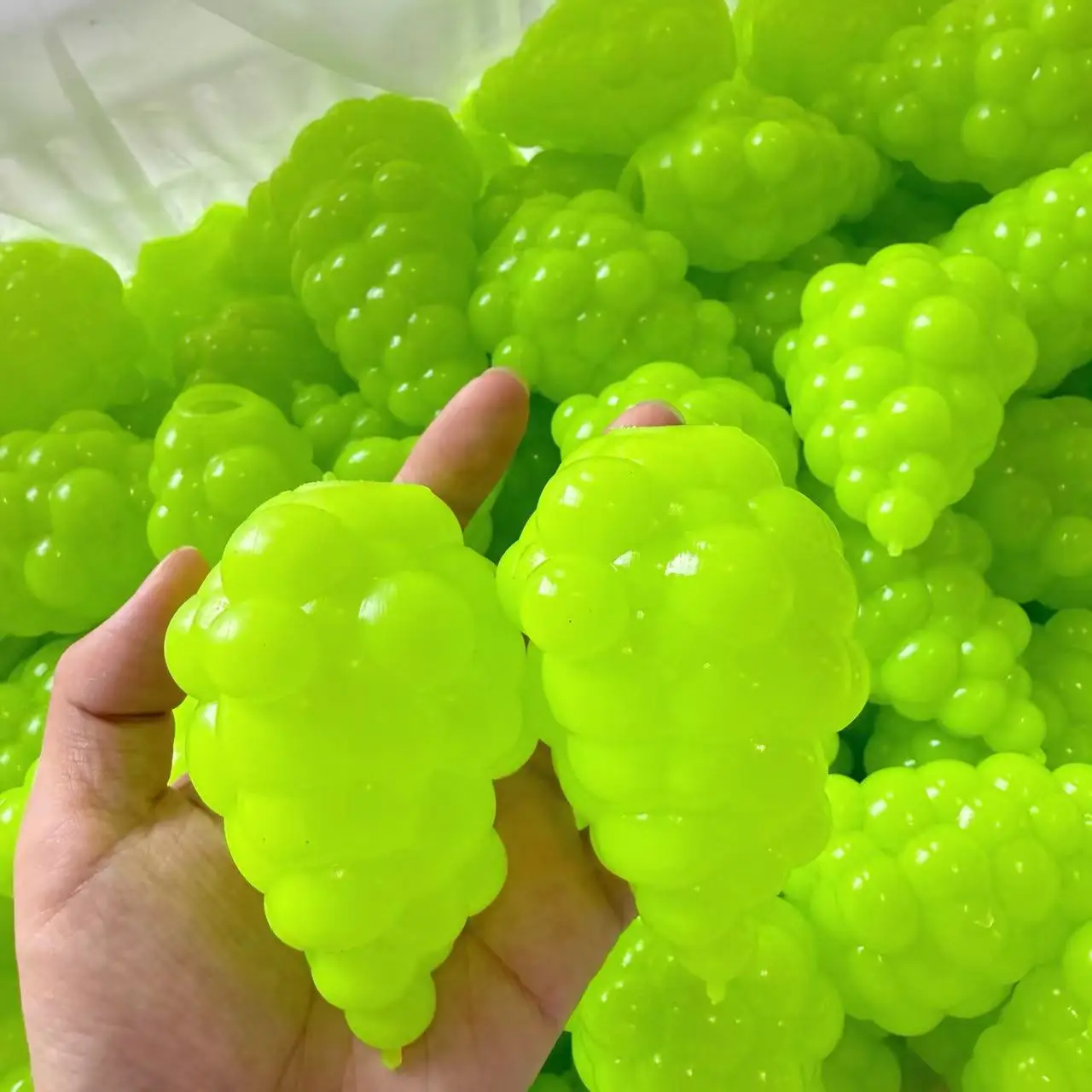 Korean Japanese Simulation Grape Ball Skin Fruit Green Grape Stress Relief Toy Squeezable Fun Creative Plaything