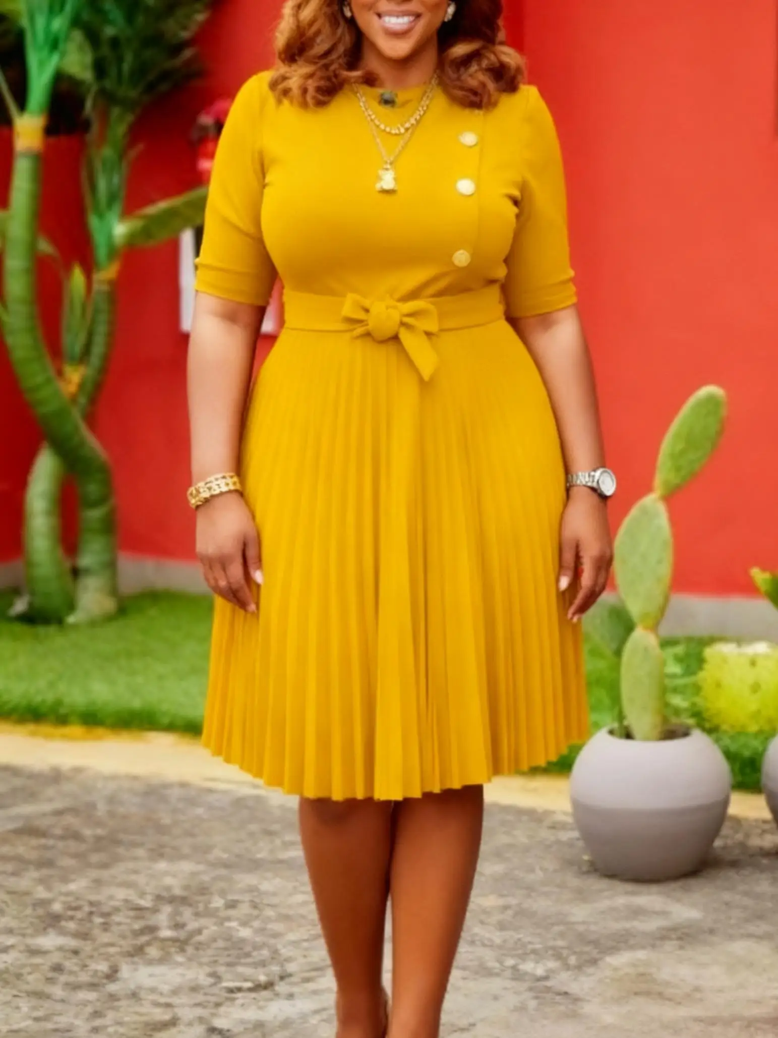 

Женское элегантное однотонное плиссированное платье на пуговицах