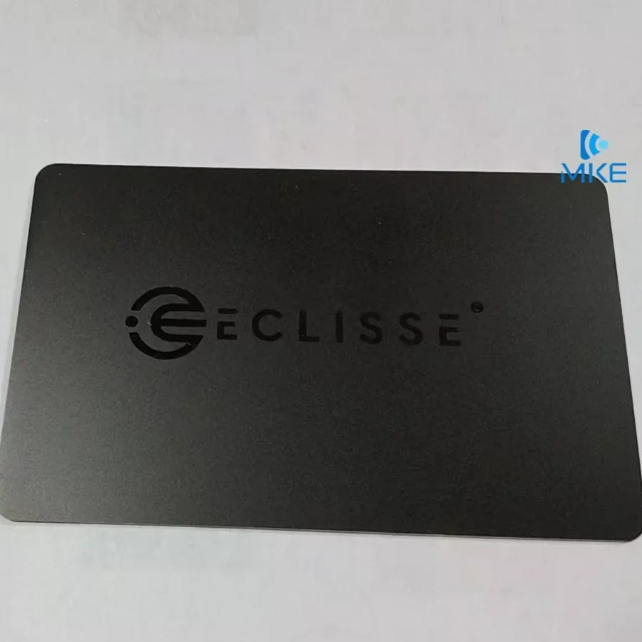 

Матовые черные УФ-карты из пластикового ПВХ на заказ