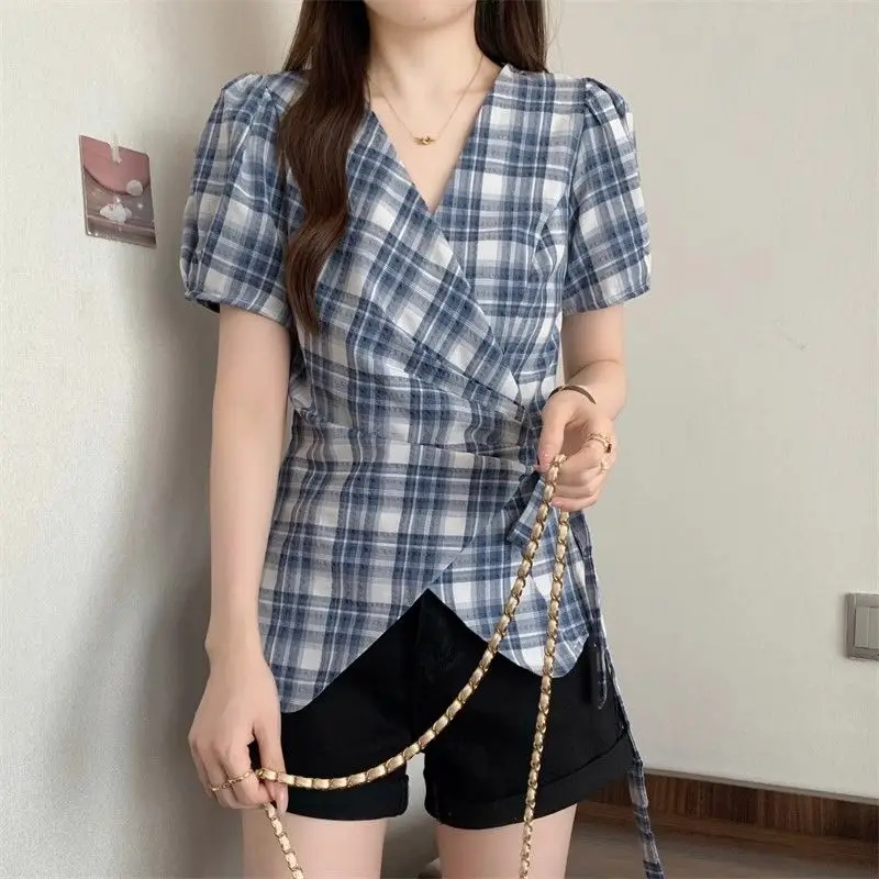 Women's Summer Korean Style Plaid V Neck Short Sleeve Shirt With Straight Shoulders Tie Waist Irregular Hem Design