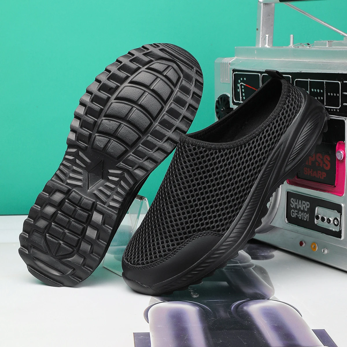 

Summer Women's Slippers Flat Bottomed Breathable Outdoor Hiking Mesh Soft Soled Home Slippers Men's Casual Flat Shoes Large Size