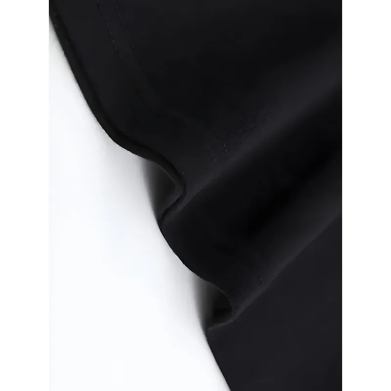 تي شيرت ديزني بيكسار كارز لايتنينج ماكوين للرجال - تي شيرت برسومات كأس المكبس مع تصميم سيارة السباق الأحمر