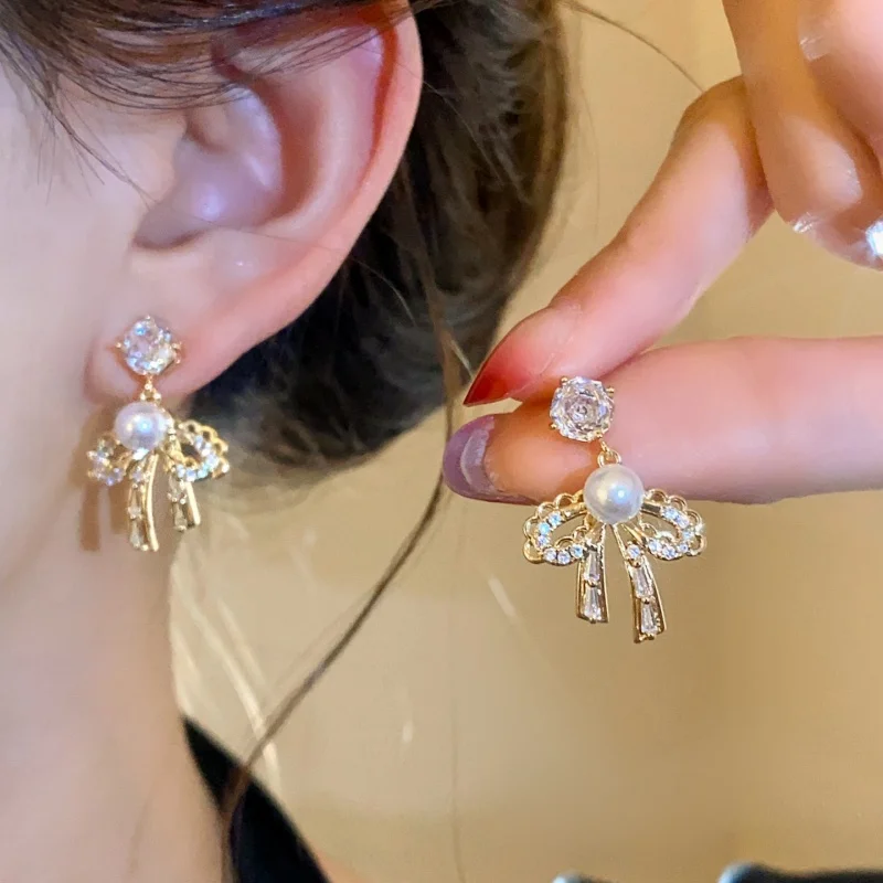 

Elegant Bow Pearl Drop Earrings for Women Luxury Cubic Zirconia Dangle Earrings Korean Fashion Bridal Wedding Jewelry Gift
