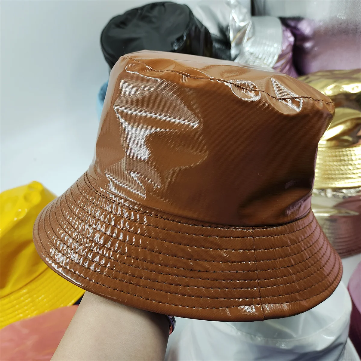 Colorful Shiny Leather Two Sided Fisherman Hat Women\'s and Men\'s Hip Hop Summer Sunshade Hat Foldable Bucket Hat