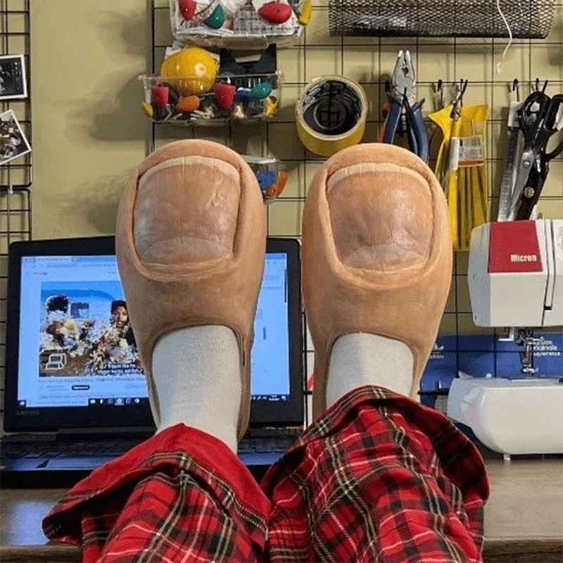 Creative Quirky Simulation Thumb Slippers Short Plush Funny Home Couple Shoes Men and Women Winter Thickened Warm Home Shoes