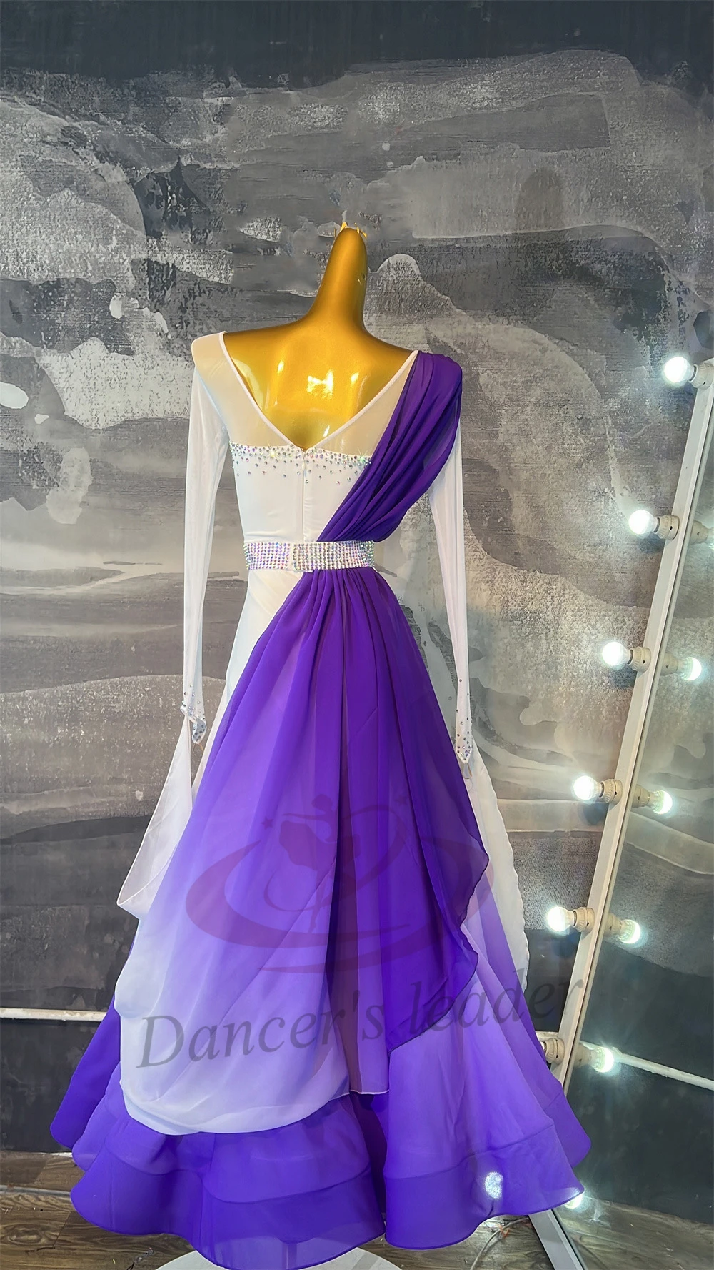 ชุดเต้นรำลาตินสำหรับผู้ใหญ่และเด็ก แบบสั่งตัดระดับไฮเอนด์ สีทูโทน สไตล์อเมริกันโมเดิร์น โทนสีนู้ด สำหรับเต้นแทงโก้ แซมบ้า ประดับด้วยคริสตัล AB Stone สำหรับการแสดง