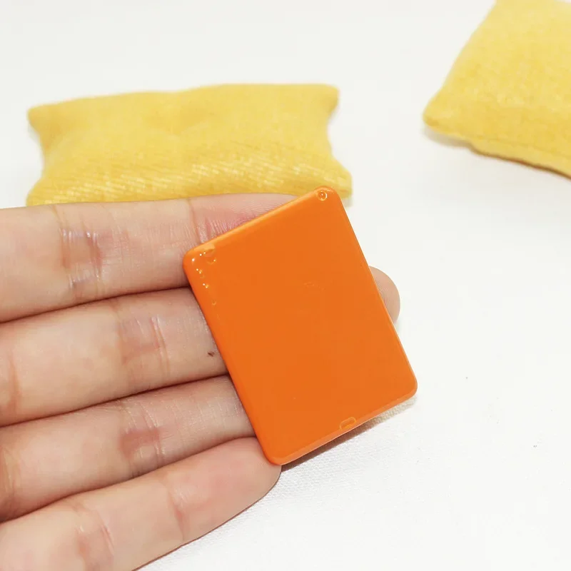 1:12 maison de poupée Simulation Mini tablette décoration BJD OB11 poupée téléphone portable photographie accessoires maison de poupée ornements accessoires