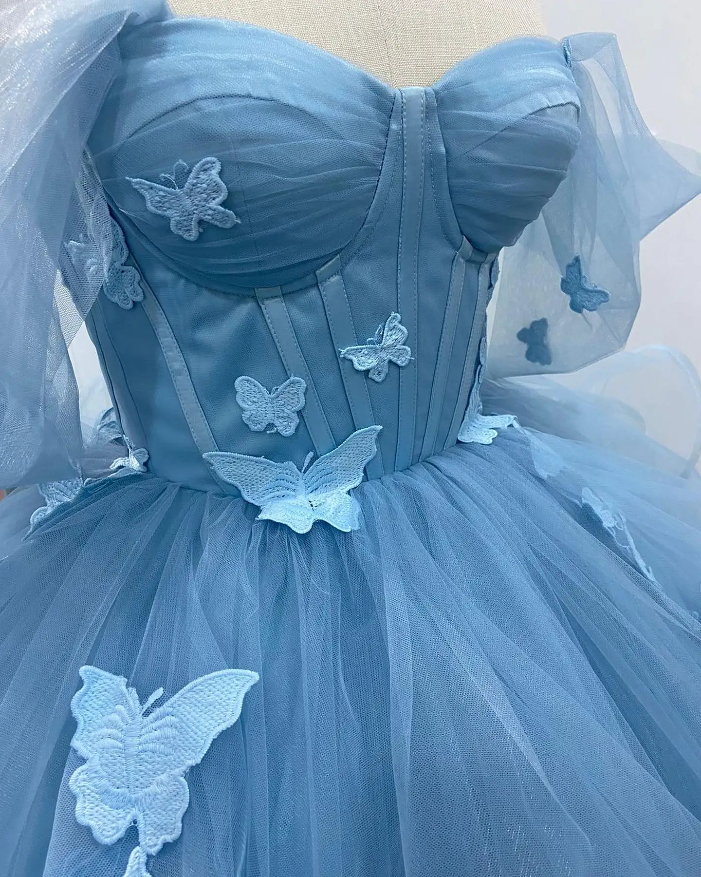 Dreamlike Sky Blue Butterfly Formal Party Dresses Big Volume Tulle Organza Puffy Garden Bridal Wedding Gowns Lace Up Back