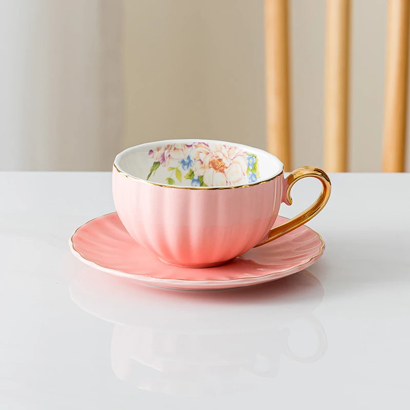 230ml European Light Luxury Ceramic Cup And Plate Home Afternoon Tea Gilded Border Coffee Cup Dish Flower Pattern Coffee Cup Set