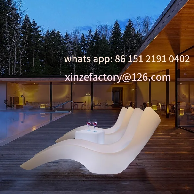 كراسي شاطئ مضيئة قابلة للتخصيص كراسي حمام سباحة خارجية أريكة واحدة في الهواء الطلق