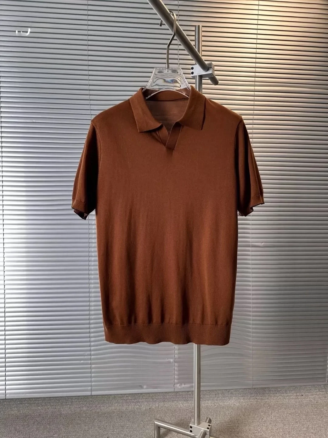 

Мужская трикотажная шелковая футболка в итальянском стиле с коротким рукавом, летняя рубашка с воротником-стойкой, свободный крой, чистый шелк