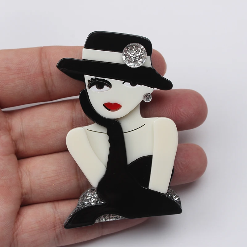 Luxury Girls Fashion Brooch Women\'s Acrylic Clothing Bag Badge Pins Accessories