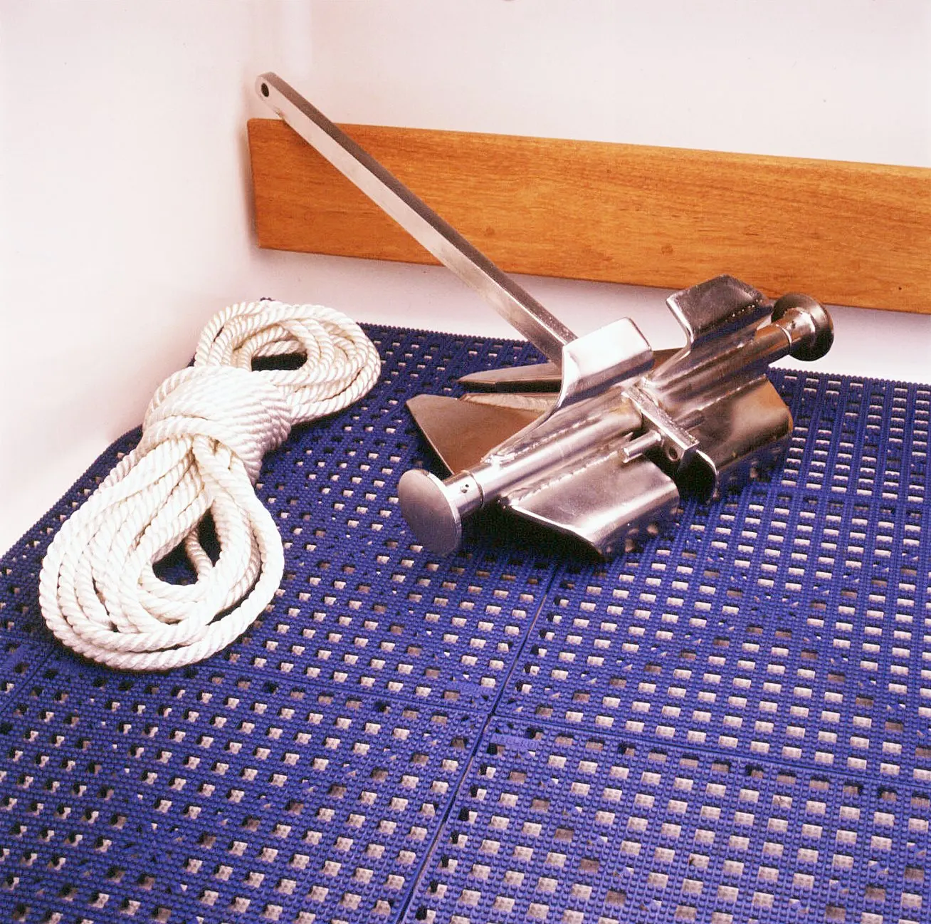 Marine Surface - 1'x1' Interlocking Tiles - Boat Storage Compartment, Anchor Dry Locker Liner & Deck Flooring, Customized