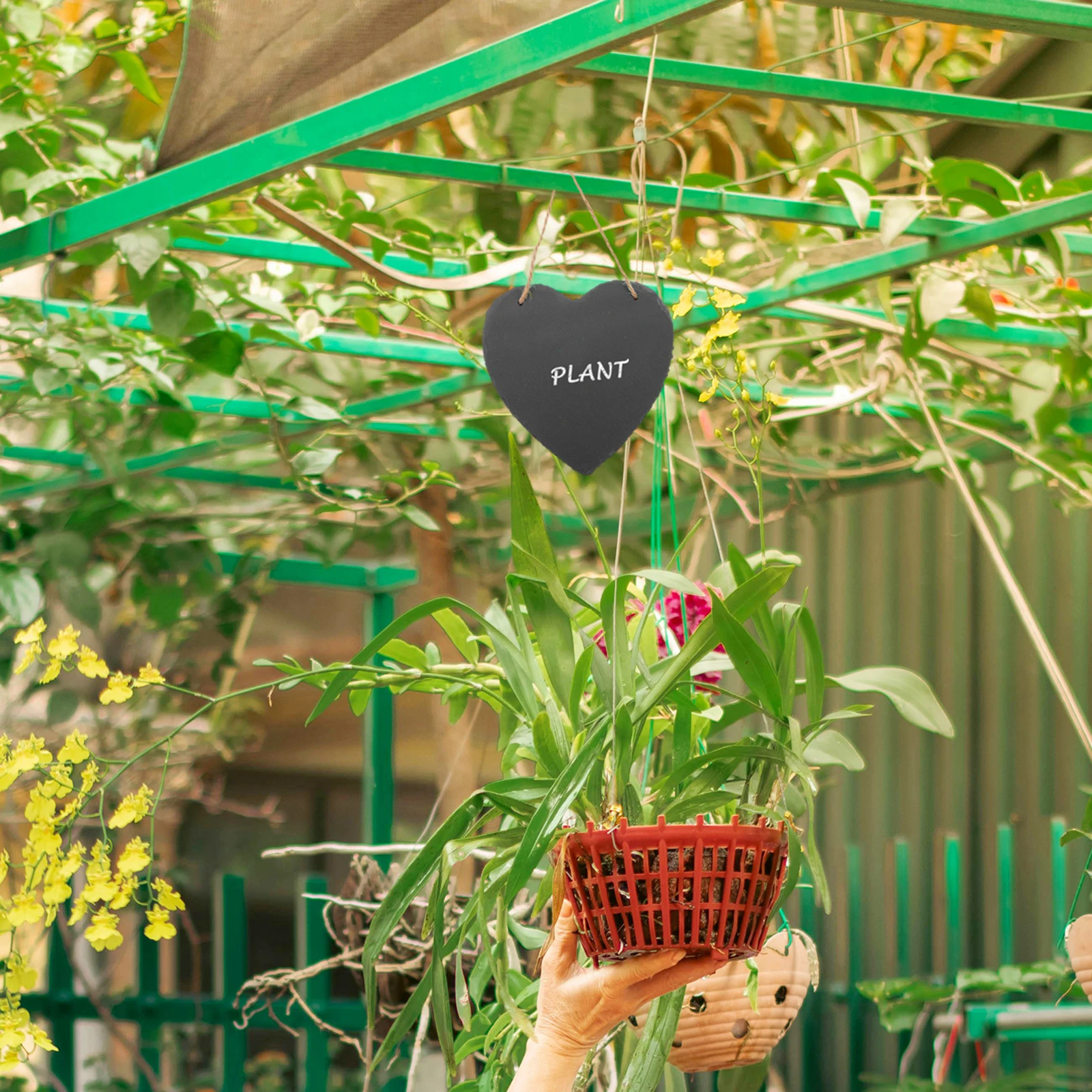 

Heart Shaped Label Tags Durable Garden Plant Marker Hanging Sign Memo Board For Price Menu Gift Tagging \N(123 Characters)