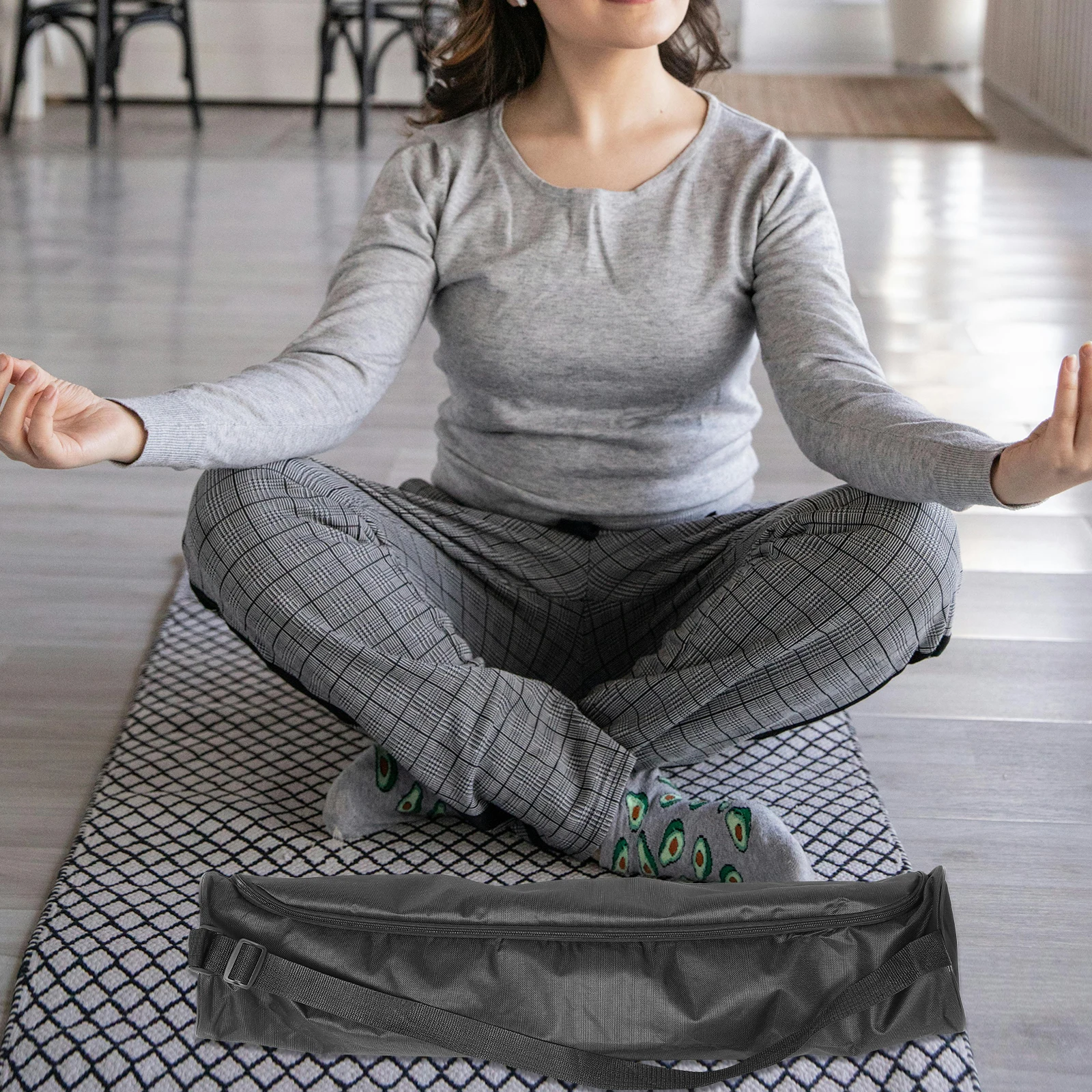 折りたたみ式ヨガオックスフォード布製、ゆったりとした軽量キャリートート、標準ヨガマットやジムアクセサリーの収納オーガナイザー