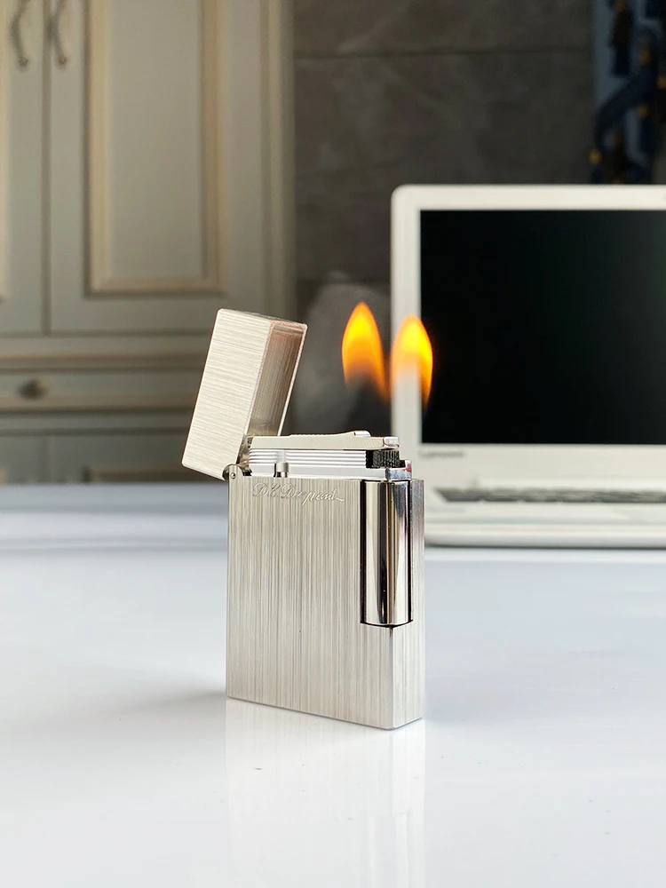 

Vintage Style Windproof Gas Lighter for Cigarettes with Bright Sound Brass Shell Men's Gift New Arrivals