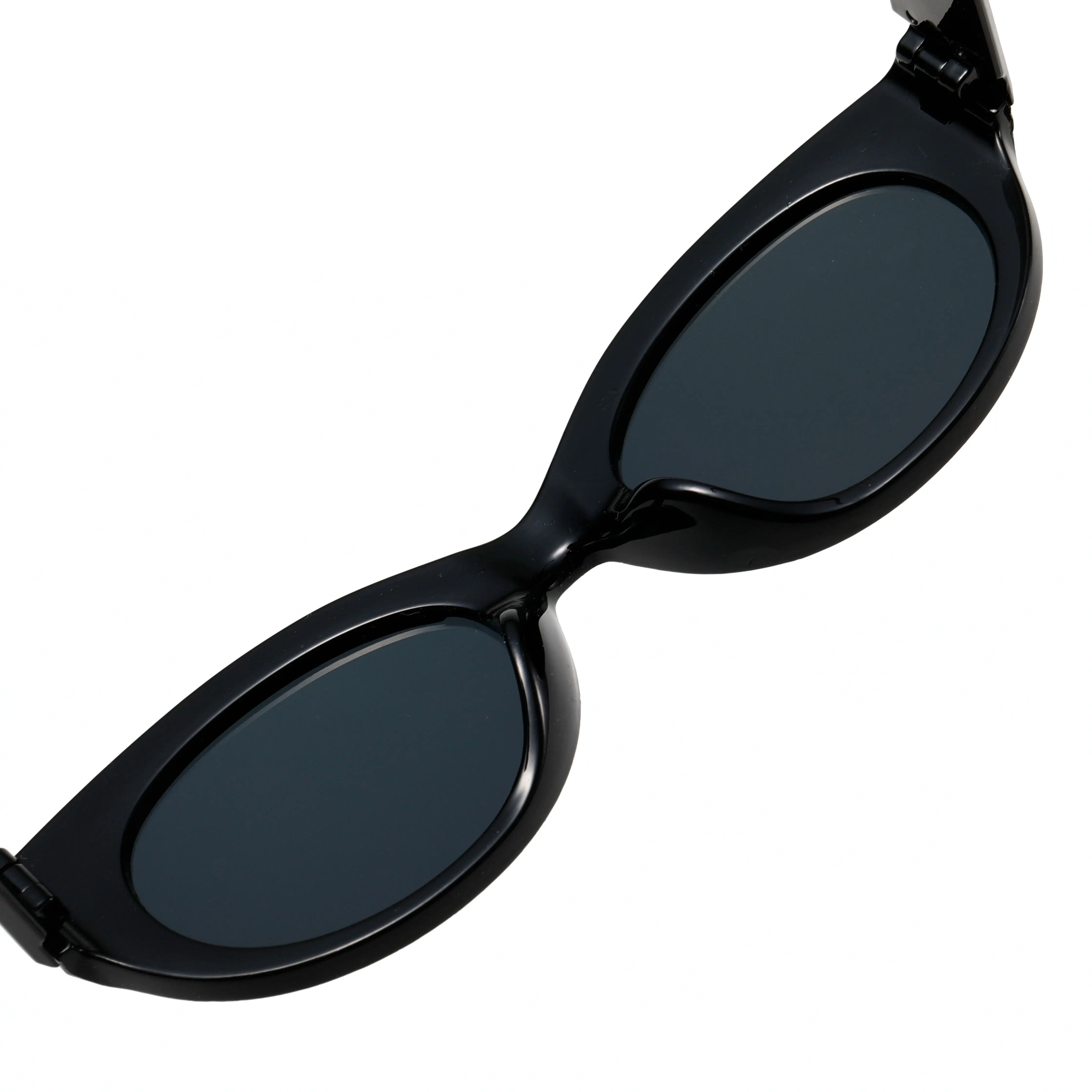Women Retro Cat Eye Sunglasses Small Oval Shades UV400 Protection Fashion Outdoor Beach Driving Eyewear Unisex view 6