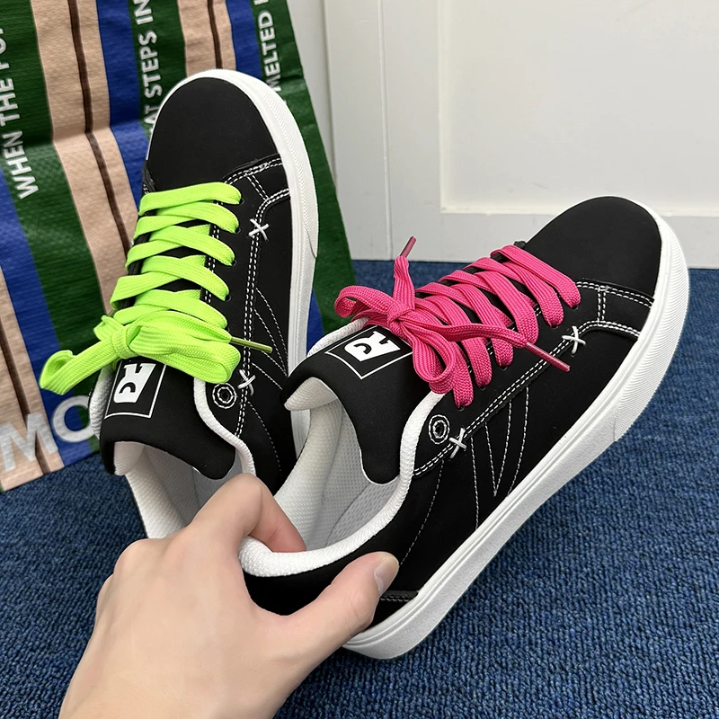 حذاء قماش 2025 الصيف الساخن بيع شارع العليا منخفضة أعلى زوجين عدم الانزلاق مقاومة للاهتراء ريترو للجنسين أحذية رياضية