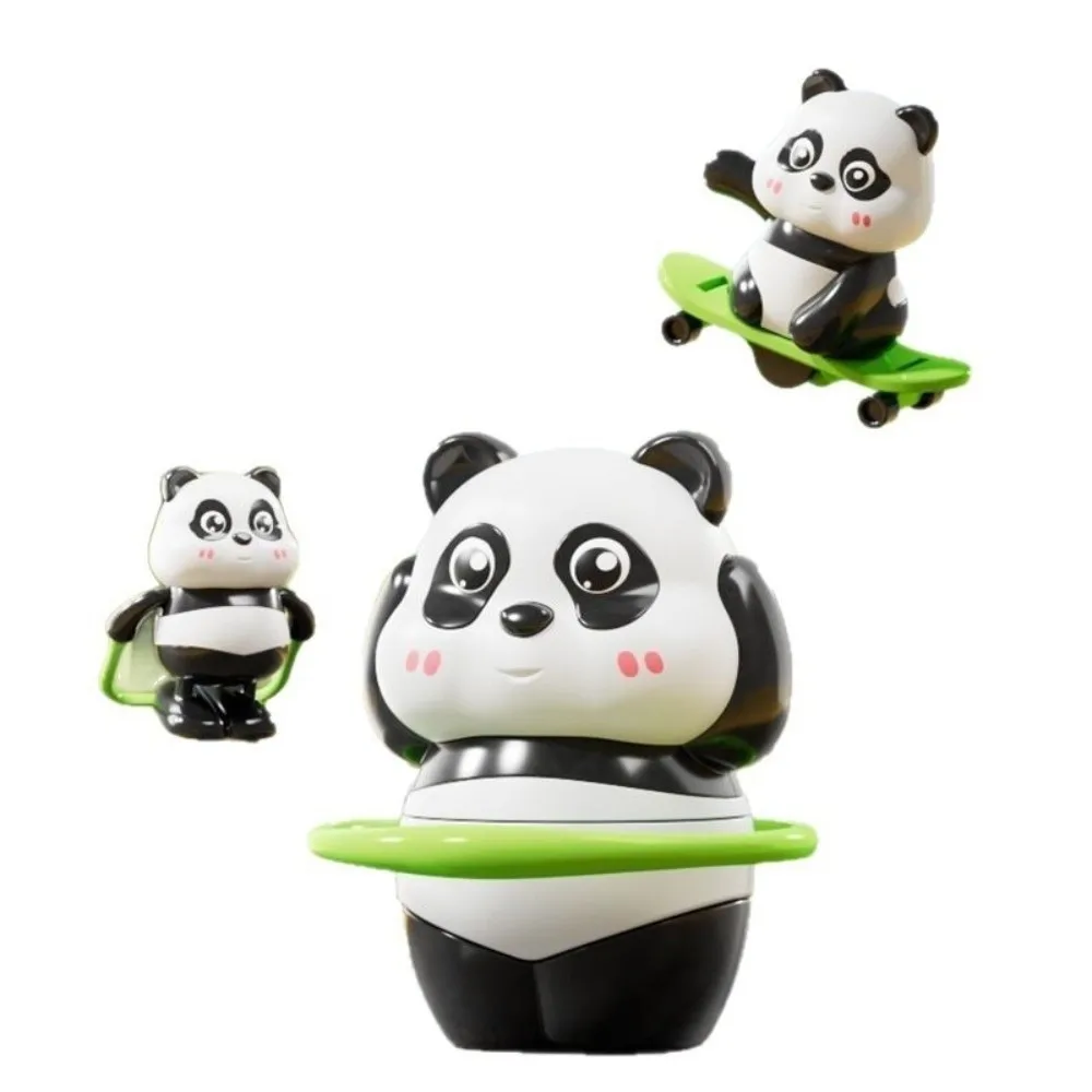 Novità Skateboarding Azione Carica Giocattolo Corda per Saltare Azione Sport in Plastica Panda Ornamento Giocattolo Meccanico per Bambini