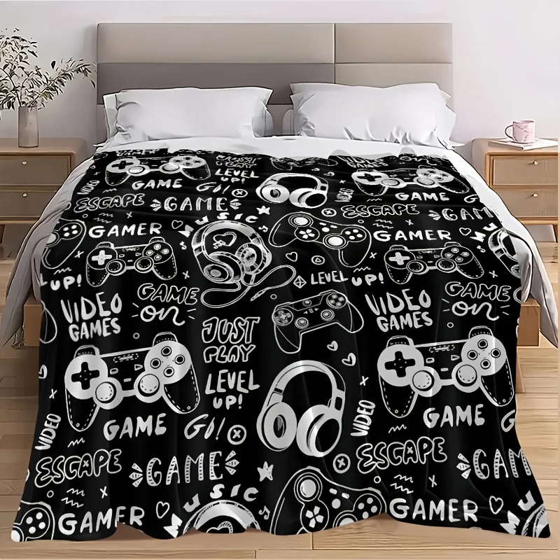 1pc Soft Warm Flannel Blanket for Adults, Black And White Graffiti Game Controller And Gaming Text Print, Breathable No Pilling