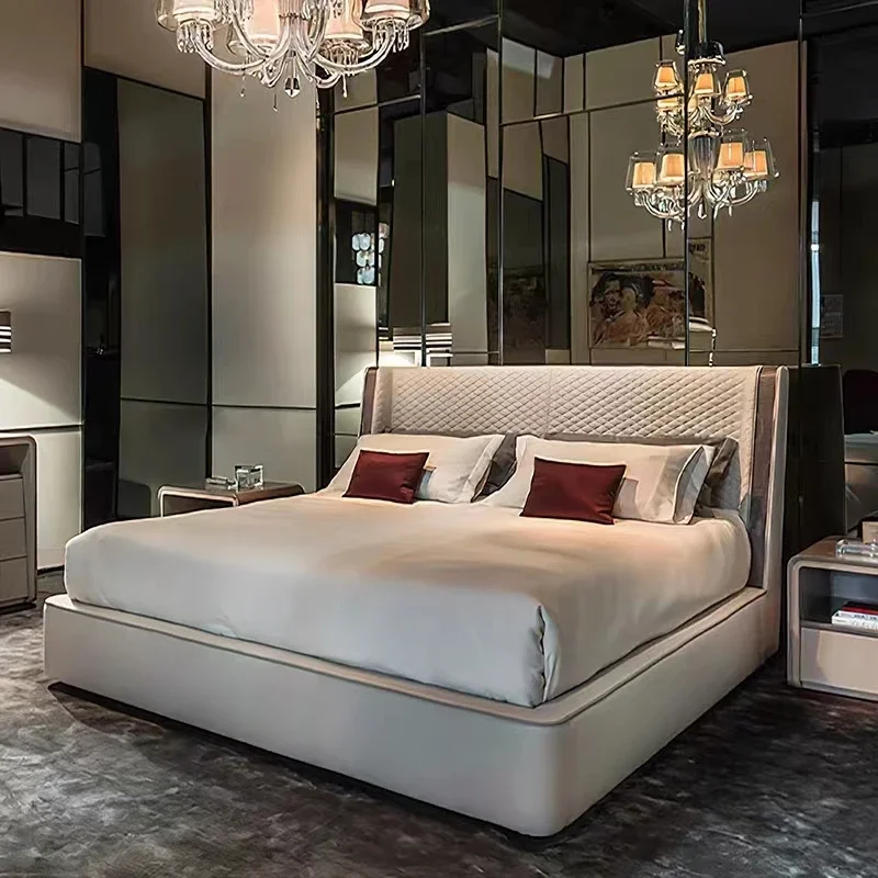 Bedroom furniture Light luxury post-modern villa luxury double bed 1.8 meters Hong Kong style master bedroom marriage bed