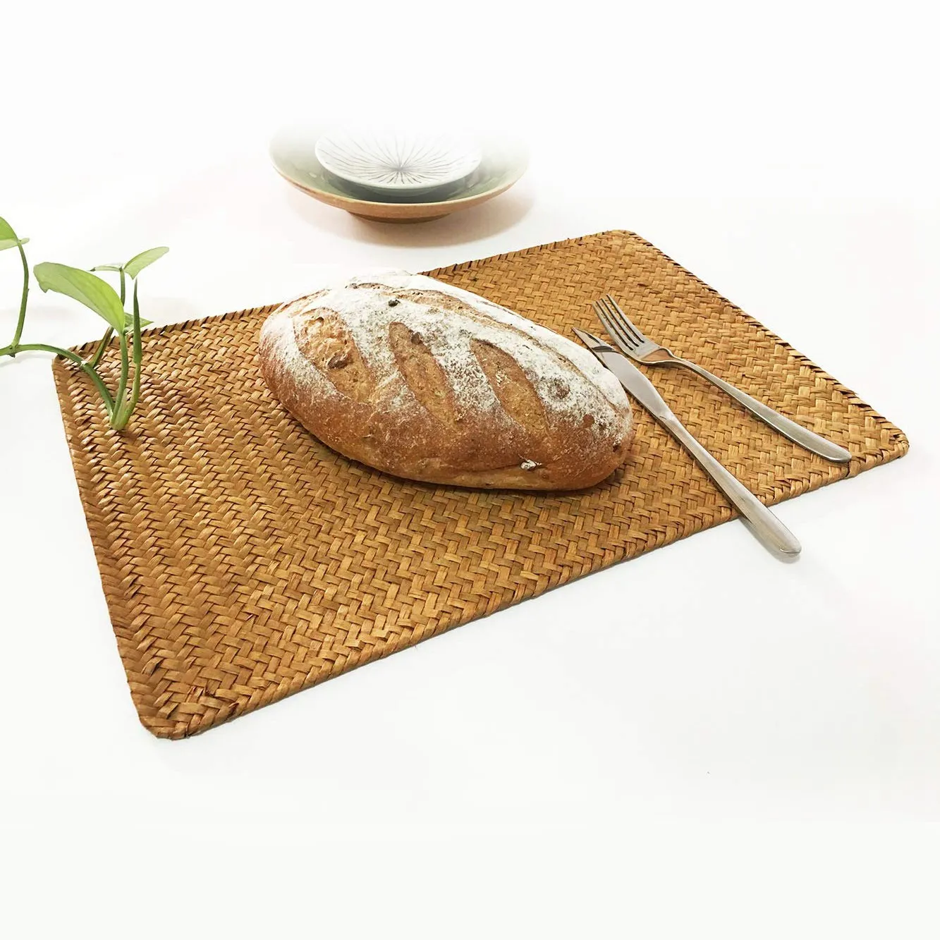 Pack of 4 Natural Seagrass Place MatHand-Woven Rectangular Rattan Placemats Straw Tea Cup Mat Potholder
