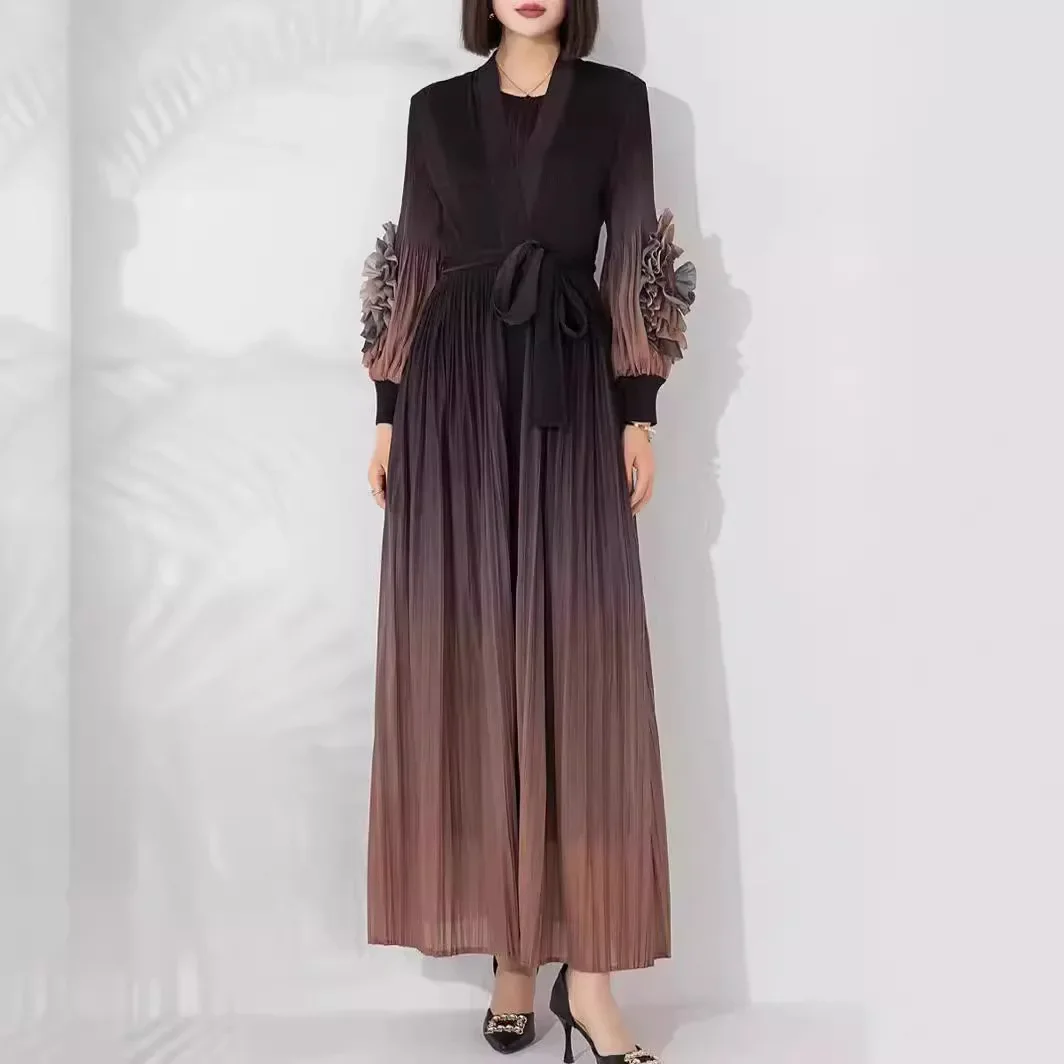 

Pleats Pleated Original Fashion Set Women's Gradient Color Plate Flower Long Section Outer Cloak Inside The Dress Two-piece Set