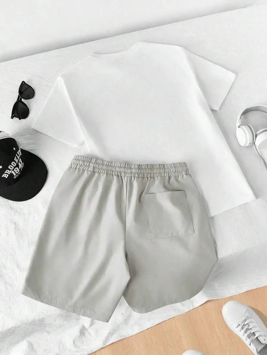 

Men 2-Piece Short Sleeve T-Shirt And Shorts Set Featuring Faith-Inspired Cross And Prayer Motif, Soft Breathable Fabric