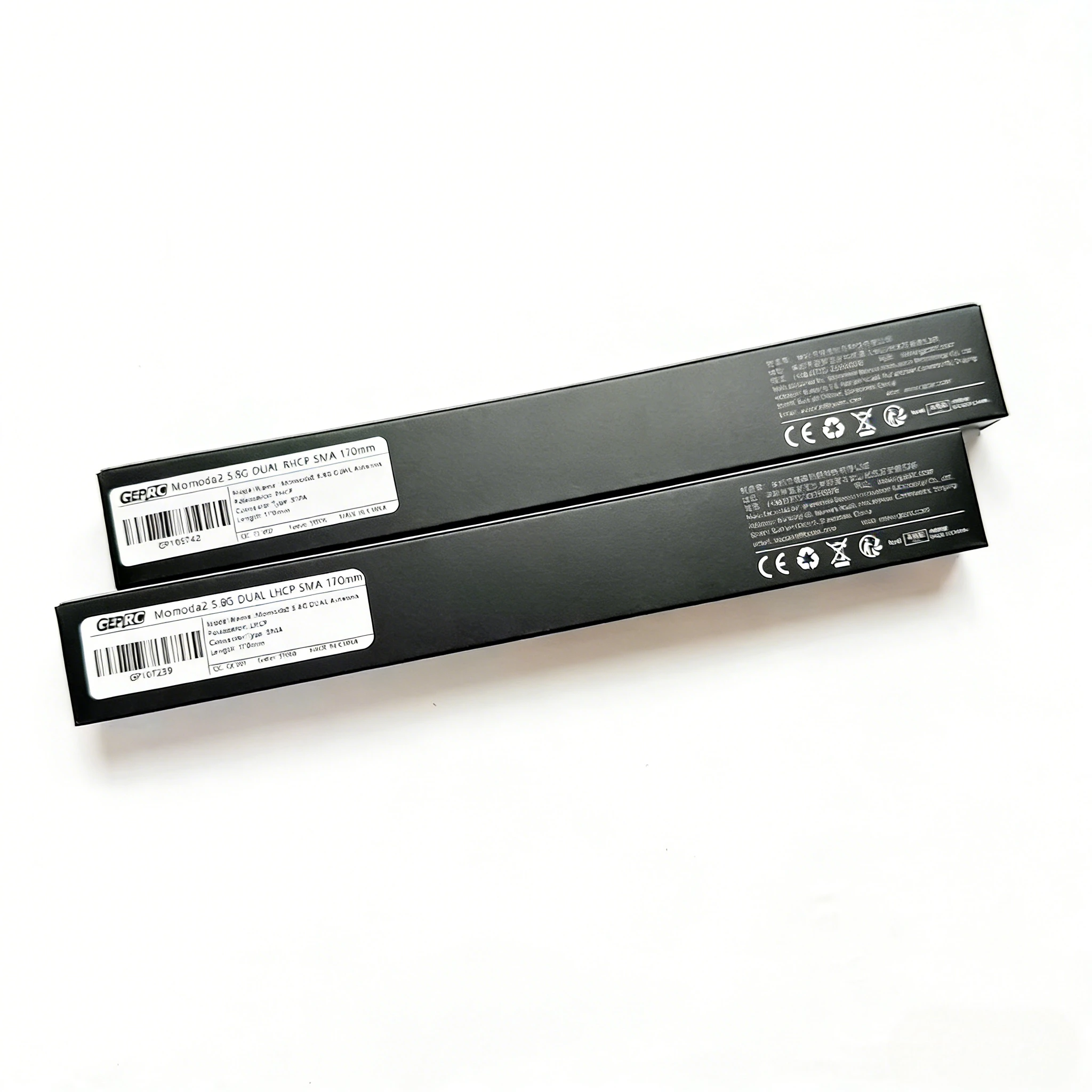 

GEPRC Momoda2 5.8G с двумя антеннами. Усиление 3.8dBi, RHCP/LHCP, SMA, 5.3-6 ГГц. Для передачи видео на большие расстояния с помощью FPV-дронов.