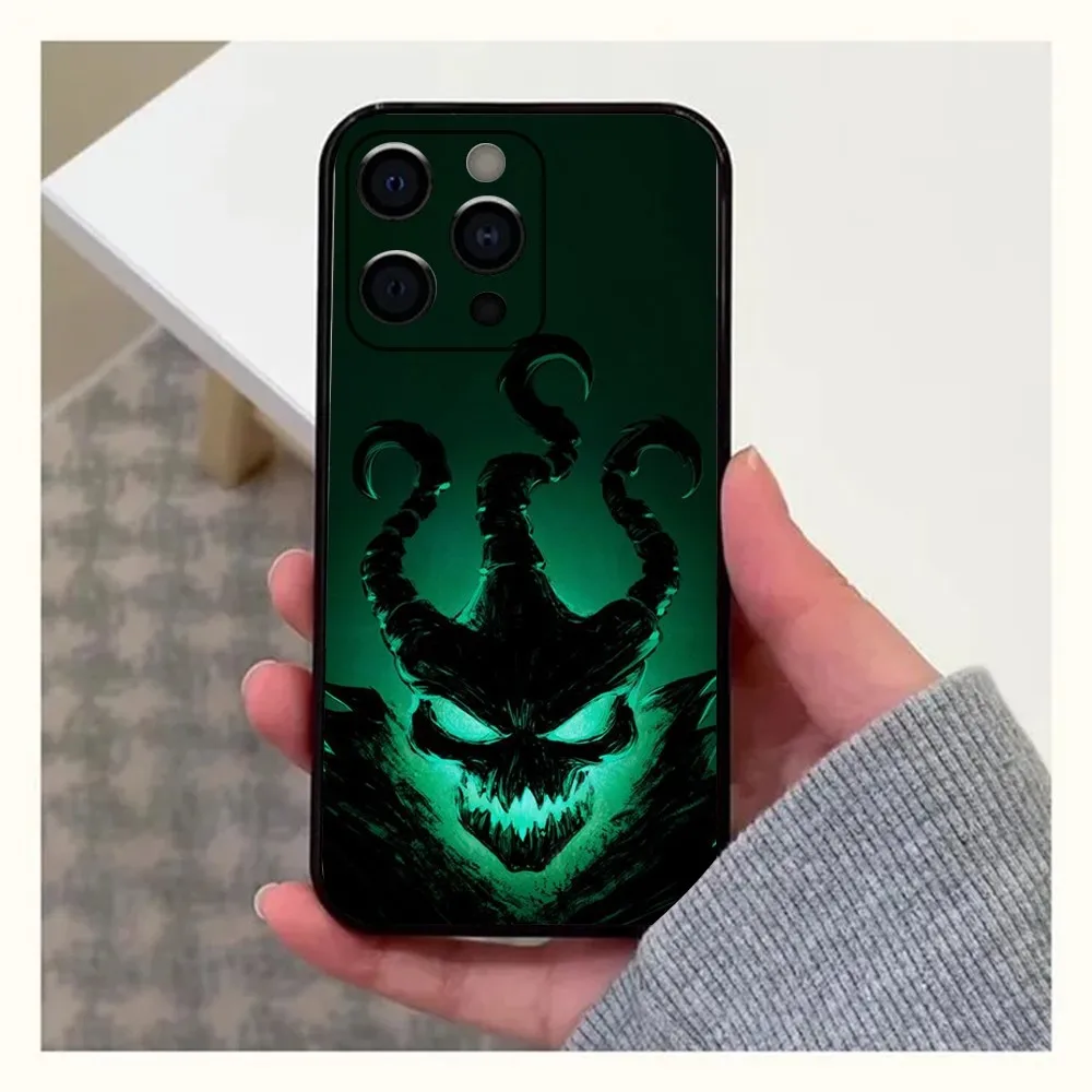 Game LOL-l T-Thresh Phone Case For Apple iPhone 15,14,13,12,11,Pro,X,XS,Max,XR,Plus,Mini Soft Black Cover