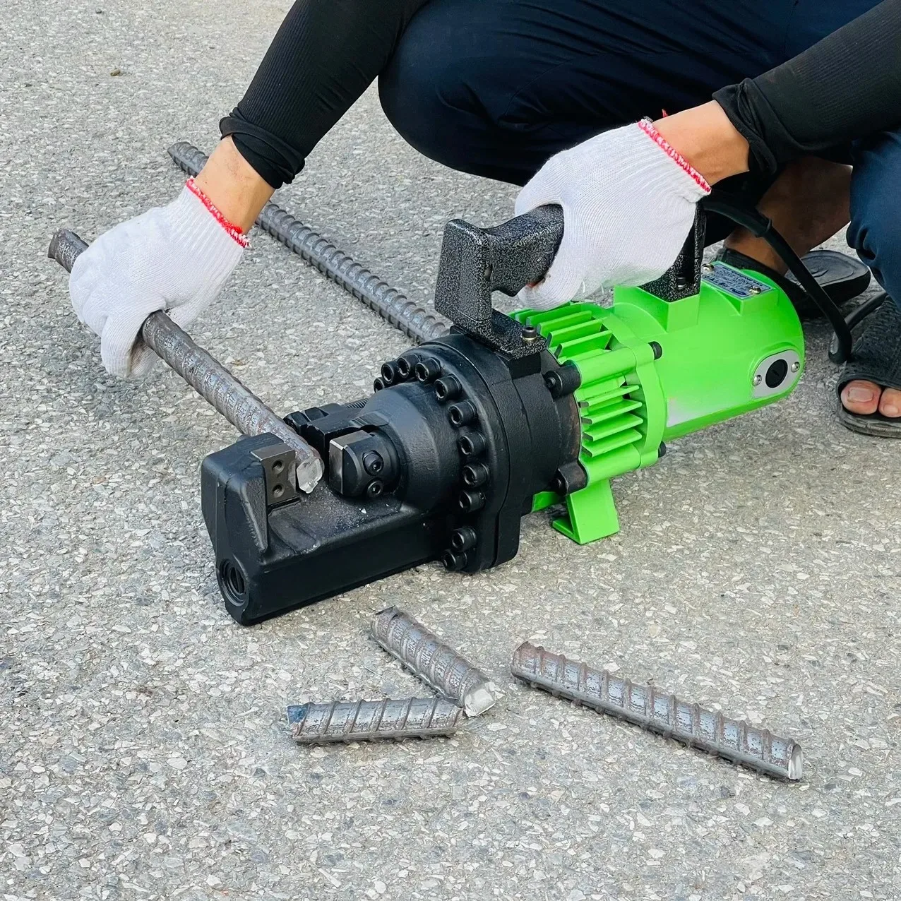 

Cutting Machine Iron Cutter Hydraulic Cutter for Metal Hydraulic Rebar Cutter Blade 25mm Electric Construction Equipment