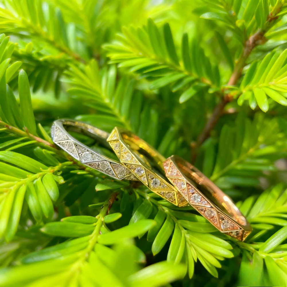 

2025 Новые элегантные аксессуары Новое кольцо Новый комплект бриллиантов Кольцо с бриллиантом